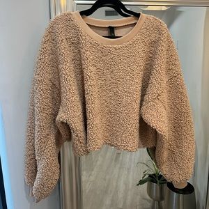 Teddy cropped crewneck